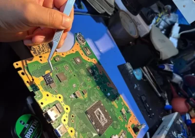 Electronic Repair Shop (22)