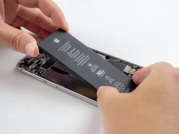 Phone Battery Replacement in Alexandria, VA Phone Battery Replacement in Alexandria, VA