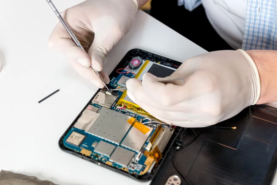 How Battery Issues Affect Tablet Performance Falls Church, VA